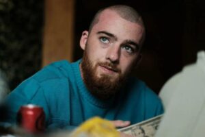 O papel pelo qual Angus Cloud ficou conhecido, na série Euphoria, foi a sua primeira atuação