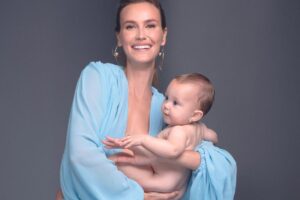 Renata Kuerten nomeou a filha com o mesmo nome da mãe, Lorena