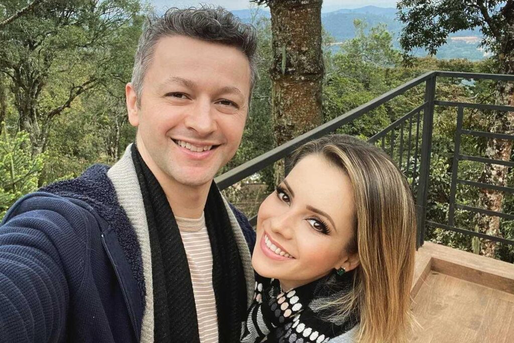O casal começou a se relacionar em 1999, e já terminou outras duas vezes desde então