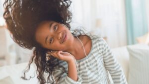 A música colabora no desenvolvimento infantil