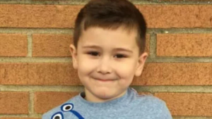 Pai é acusado de matar filho de 6 anos após obrigá-lo a correr em esteira por motivo inacreditável