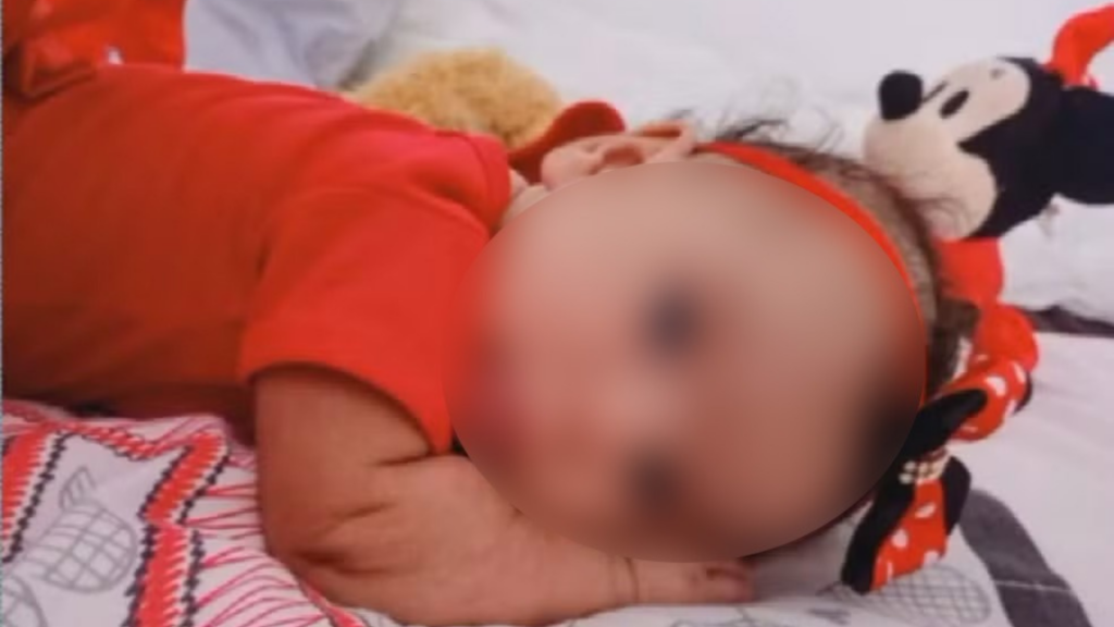 Bebê de 5 meses ficou sozinha em casa