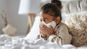 Aumento nos casos de coqueluche: conheça 5 mitos e verdades sobre a doença para proteger sua família