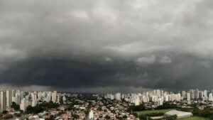 Ciclone extratropical poderá atingir regiões do Brasil nesta semana