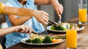 Casais que fazem dieta juntos têm até 50% mais sucesso na fertilidade, aponta nutricionista