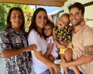Carnaval de Salvador! A Energia de Ivete Sangalo e o Talento de Seu Filho!