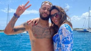 Após rumores sobre casamento, Neymar nega planos de oficializar relação: “Nem estava sabendo”