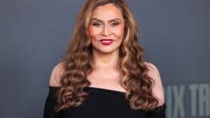 Mãe de Beyoncé lança autobiografia emocionante com revelações inéditas