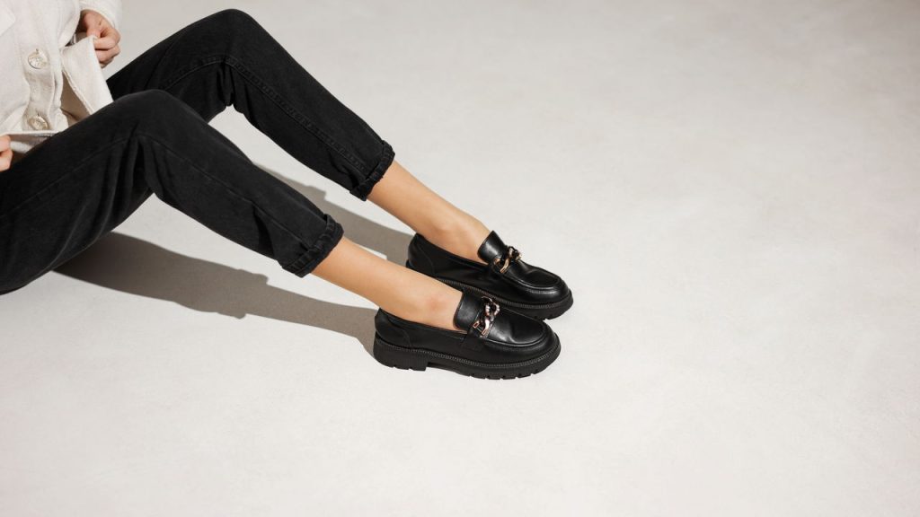 Conforto e Estilo! Os Melhores Sapatos para Trabalhar com Elegância