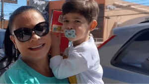 Dona Ruth é criticada por quantidade de fotos publicadas com o neto logo após Murilo Huff entrar na Justiça pela guarda total de Leo
