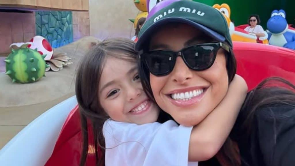 Carnaval em família: filha de Sabrina Sato brilha no desfile infantil da Vila