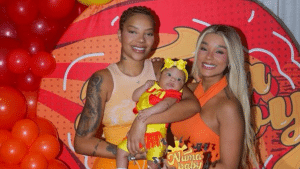 Zuri, filha de Ludmilla e Brunna Gonçalves, ganha mesversário inspirado no Numanice