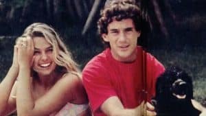 Adriane Galisteu relembra perda inesperada de Ayrton Senna e lição que aprendeu após o acidente: “Viver o agora”