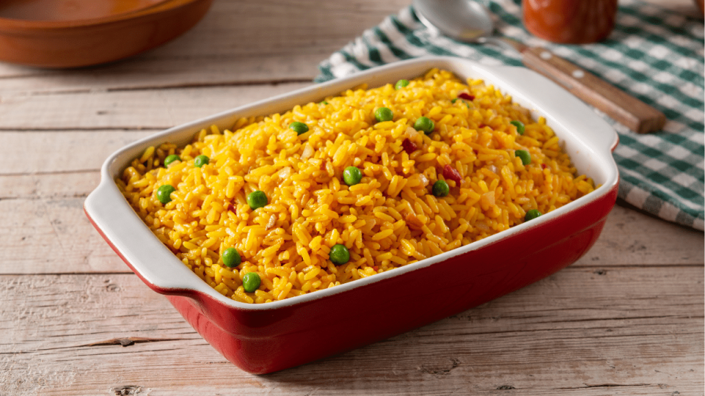 Arroz de forno à parmegiana com preparo rápido e fácil